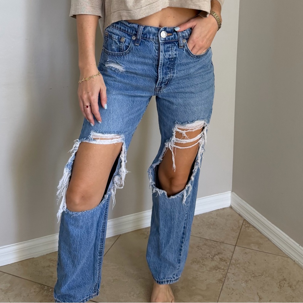 Blue Distressed Wide-Leg Jeans - Aeropostale